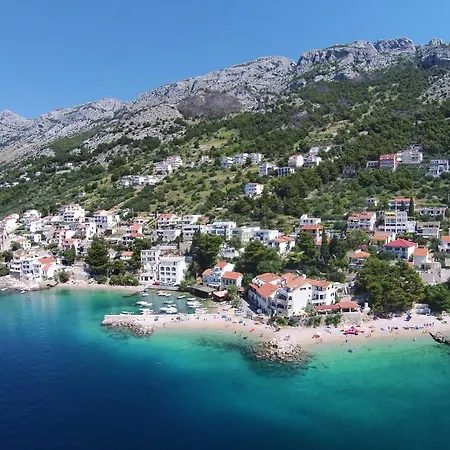 Apartman Apartments By The Sea Pisak, Omis - 1010